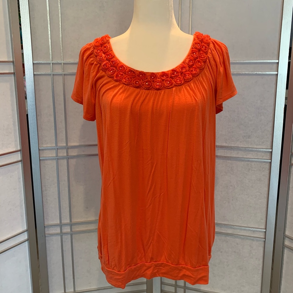 ELLE embellished T-shirt. Orange. Large